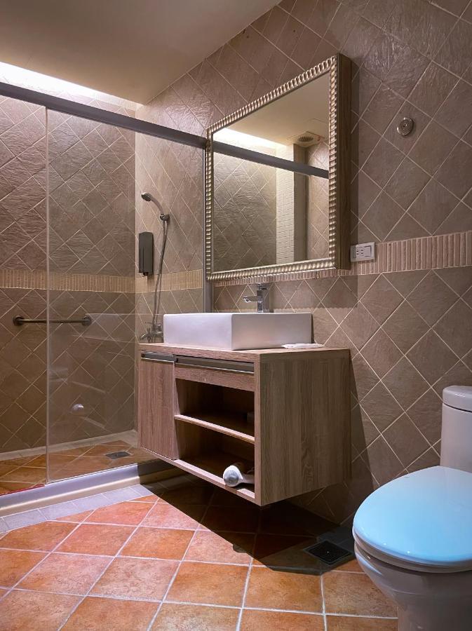 Vogue Inn At Hualien Экстерьер фото