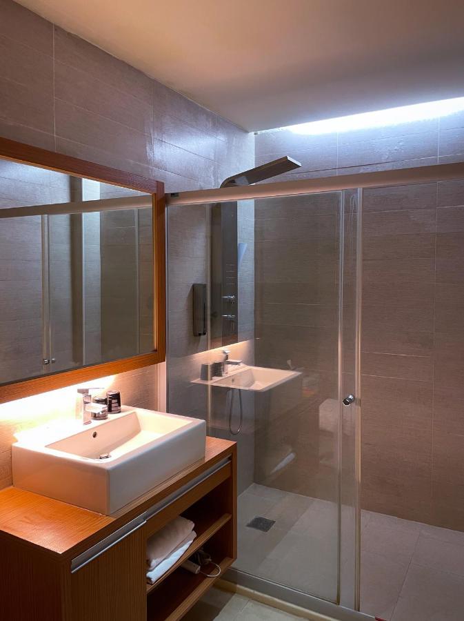Vogue Inn At Hualien Экстерьер фото